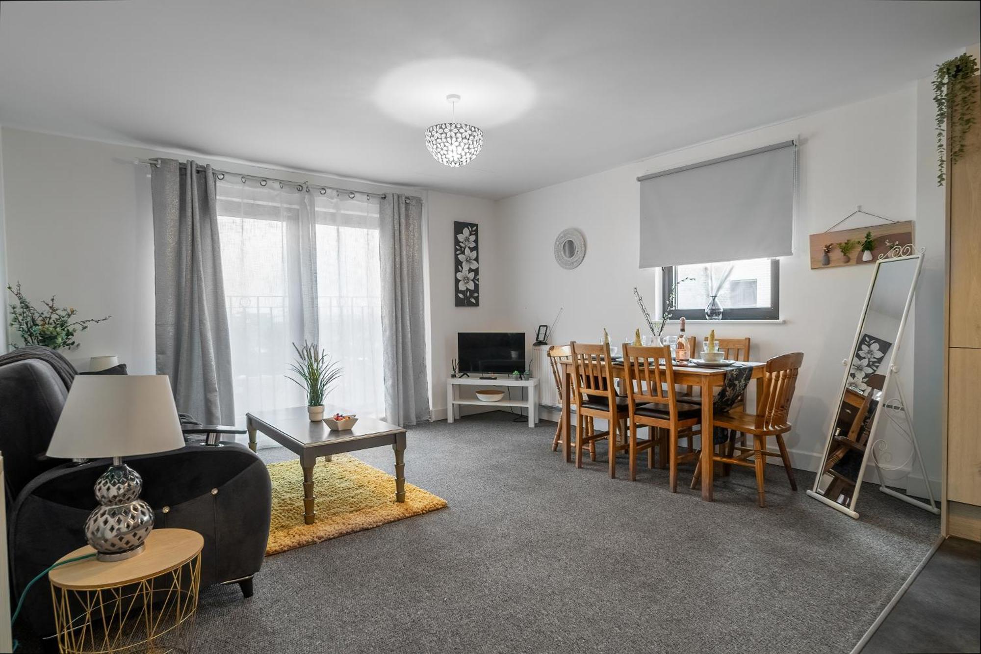 Livestay-New Private Apartment Building Minutes From Heathrow Slough Ngoại thất bức ảnh